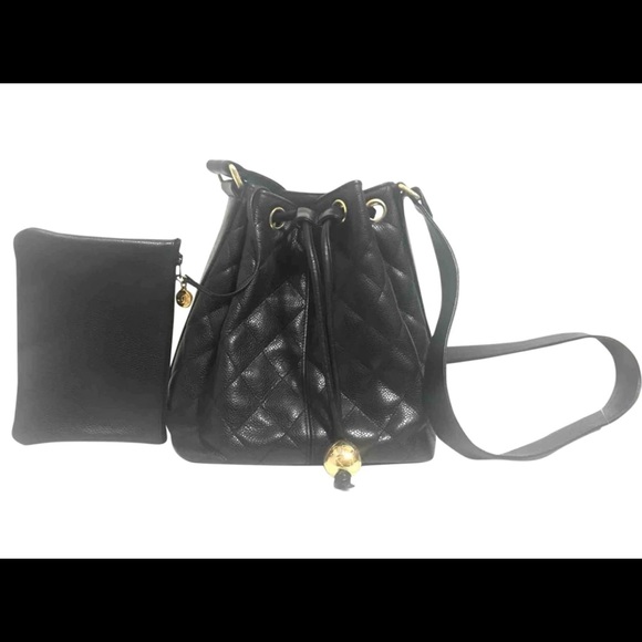Authentic Chanel Bucket Drawstring Vintage Black Quilted Lambskin Cross Body Bag - Picture 2 of 14
